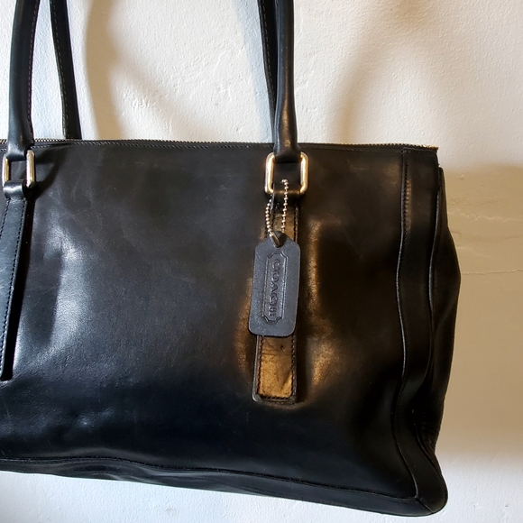 Coach - Picture 4 of 6